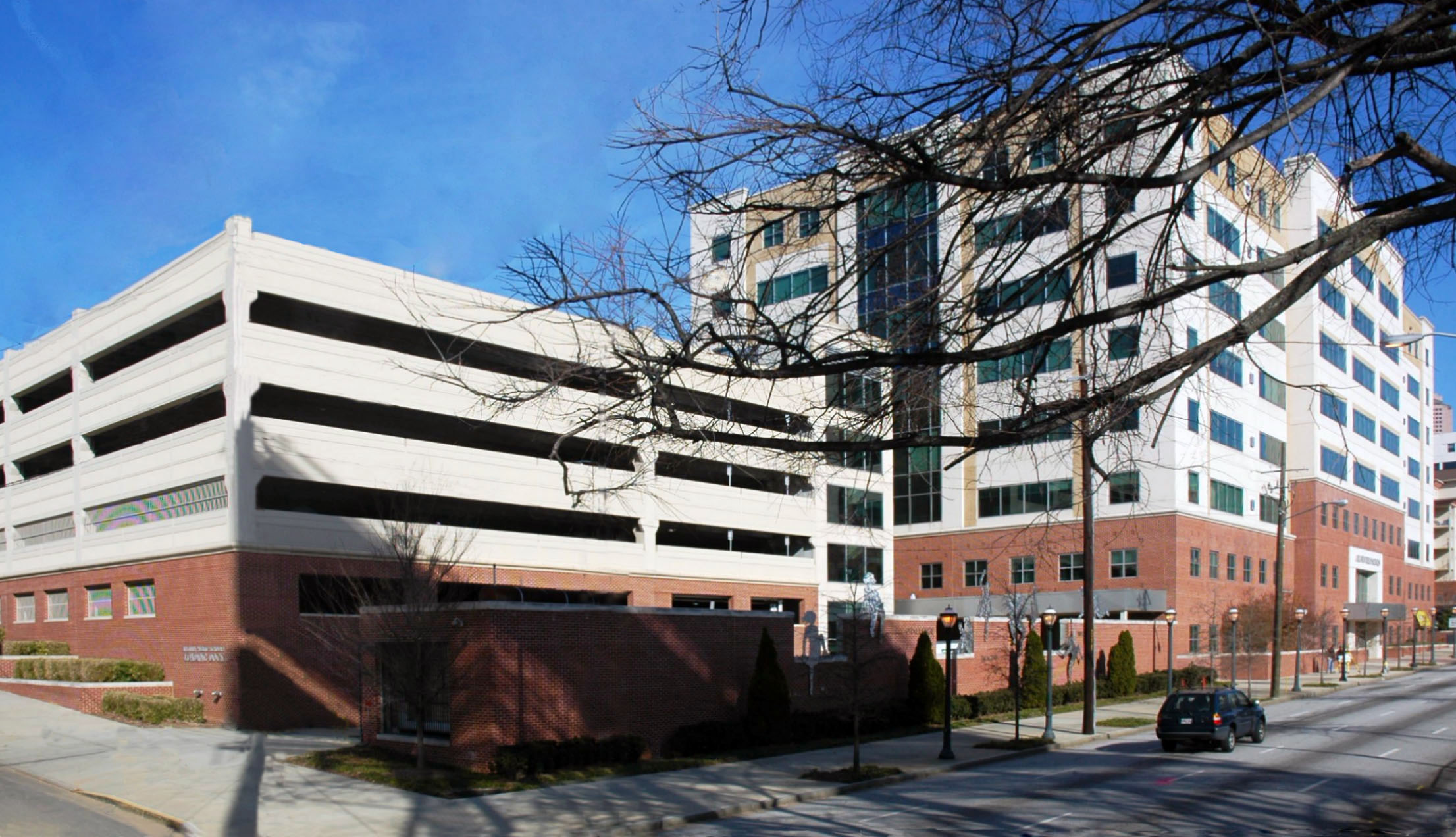 APS Instruction & Administration Building with Parking Deck